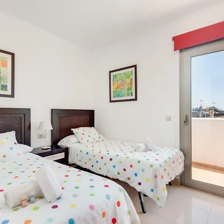 Villa 26 *