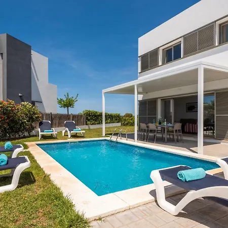 Villa 26 *